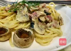 Cream Mushroom Bacon Pasta Recipe Illustration 14