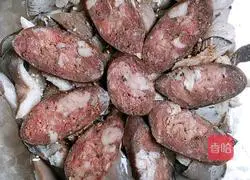 Illustration of how to make sausage and steamed mushrooms 5