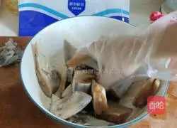 Illustration of how to make pomfret with sauce 3