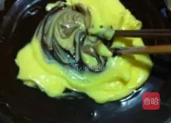 Illustration of how to make lava chocolate cake 2