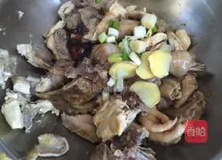 Illustration of how to make spicy chicken nuggets 6