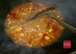 Illustration of the innovative version of boiled crispy pork 9