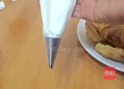 Illustration of how to make coconut milk puffs 15