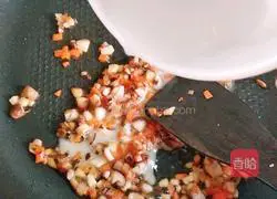 Illustration of how to make tofu auspicious box 9