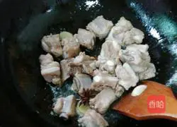 Illustration of how to make braised pork ribs with corn and potatoes 6