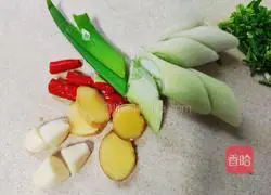 Illustration of braised pomfret 2