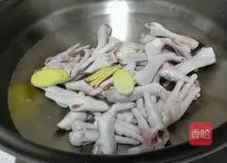 Illustration of how to make pickled pepper and chicken feet 3