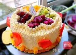 Light cream fruit Cake (chocolate cake embryo) recipe illustration 7