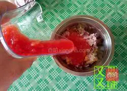 Illustration of how to make pasta sauce and pasta 4