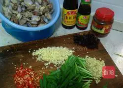 Illustration of how to stir-fry huajia 5