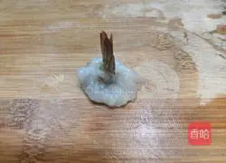 Illustration of how to make crispy anchovy shrimp 5