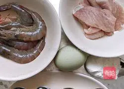 Illustration of how to make shrimp and pork balls 1