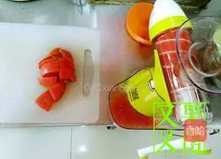 Illustration of making homemade ketchup for French fries 2