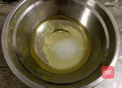 Cocoa Chiffon Cake Recipe Illustration 4