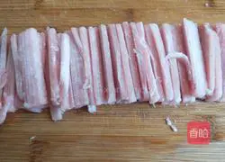 Illustration of how to make fish-flavored shredded pork during the Lantern Festival on the 15th day of the first lunar month 5