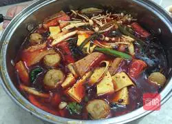 Illustration of how to make spicy hot pot version 4 