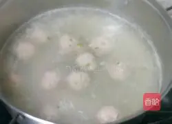 Illustration of how to make water skewered meatballs 3