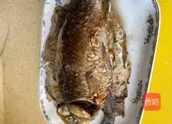 Illustration of how to cook crucian carp in sauce 5