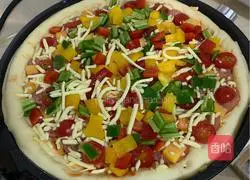 Illustration of how to make pizza with electric baking pan 5