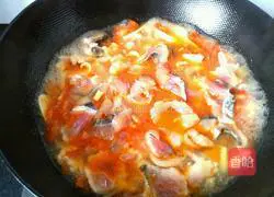 Illustration of how to make boiled fish fillets (sour but not spicy) 4