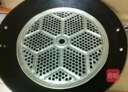 Illustration of how to make stir-fried flower beetles with minced garlic 3