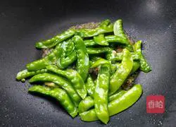 Illustration of how to cook duck kidneys and snow peas 2