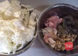 Illustration of how to make seafood porridge 1