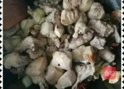 Making a side dish for love - Illustration of how to make a small chicken stewed with mushrooms 5