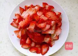 Strawberry Cream Cake Roll Recipe Illustration 15