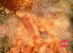 Illustration of how to make crispy pork in sour soup 4