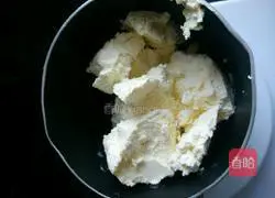 Illustration of how to make cheese cocoa mousse cake 10