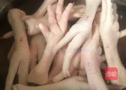 Illustration of making homemade meat crab pot 1