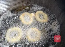 Fragrant Illustration of how to make crispy squid rings 7