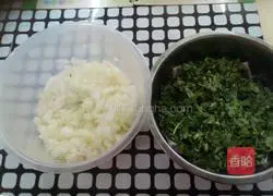 Colorful Spicy Chicken Recipe Illustration 3