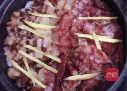 Cooked Rice Pot Illustration of how to make rice 5