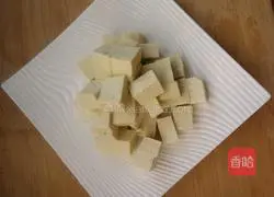 Illustration of how to make red oil spicy hotpot 1