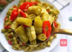 Illustration of making homemade pickled beans 1