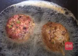 Illustration of how to make Sixi meatballs 5