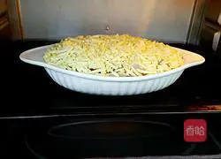 Illustration of how to make seafood cheese baked rice 8