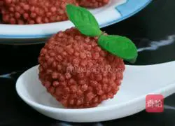 Illustration of how to make lychee shrimp balls 1