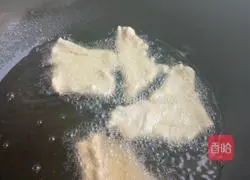 Illustration of how to make pot pork 7