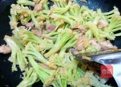 Illustration of how to make cauliflower fried meat 8