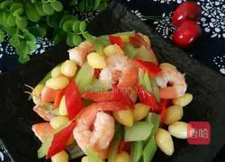 Illustration of how to make fried shrimps with celery and ginkgo 8