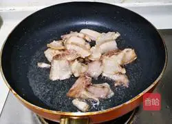 Illustration of how to make fried pork slices with pickled peppers and bamboo shoots 7