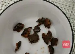 Illustration of how to make plum brown sugar popsicles 5