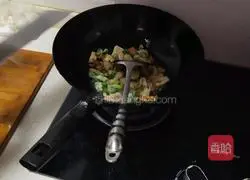 Illustration of how to make stir-fried wasabi with meat 5