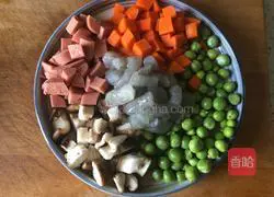 Illustration of how to make a fortune bag 1