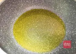 Sichuan - Illustration of how to make Kung Pao Chicken 8