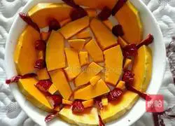 Illustration of how to make steamed pumpkin with lily and red dates 4