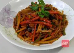 Illustration of home-cooked fish-flavored shredded pork 9